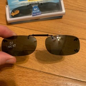 2 pair of polarized clip on sunglasses